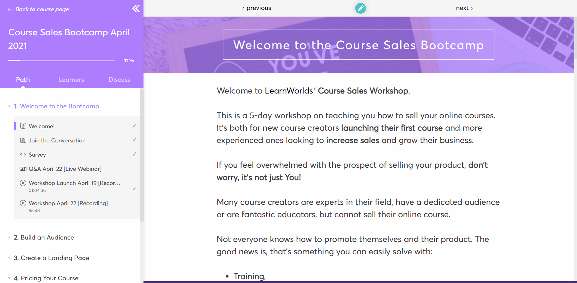A GIF showing the course player inside LearnWorlds' dashboard.